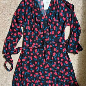 NWT Diane Von Furstenberg DVF Shia Mini Wrap Dress, Cherry Bomb, size Small New